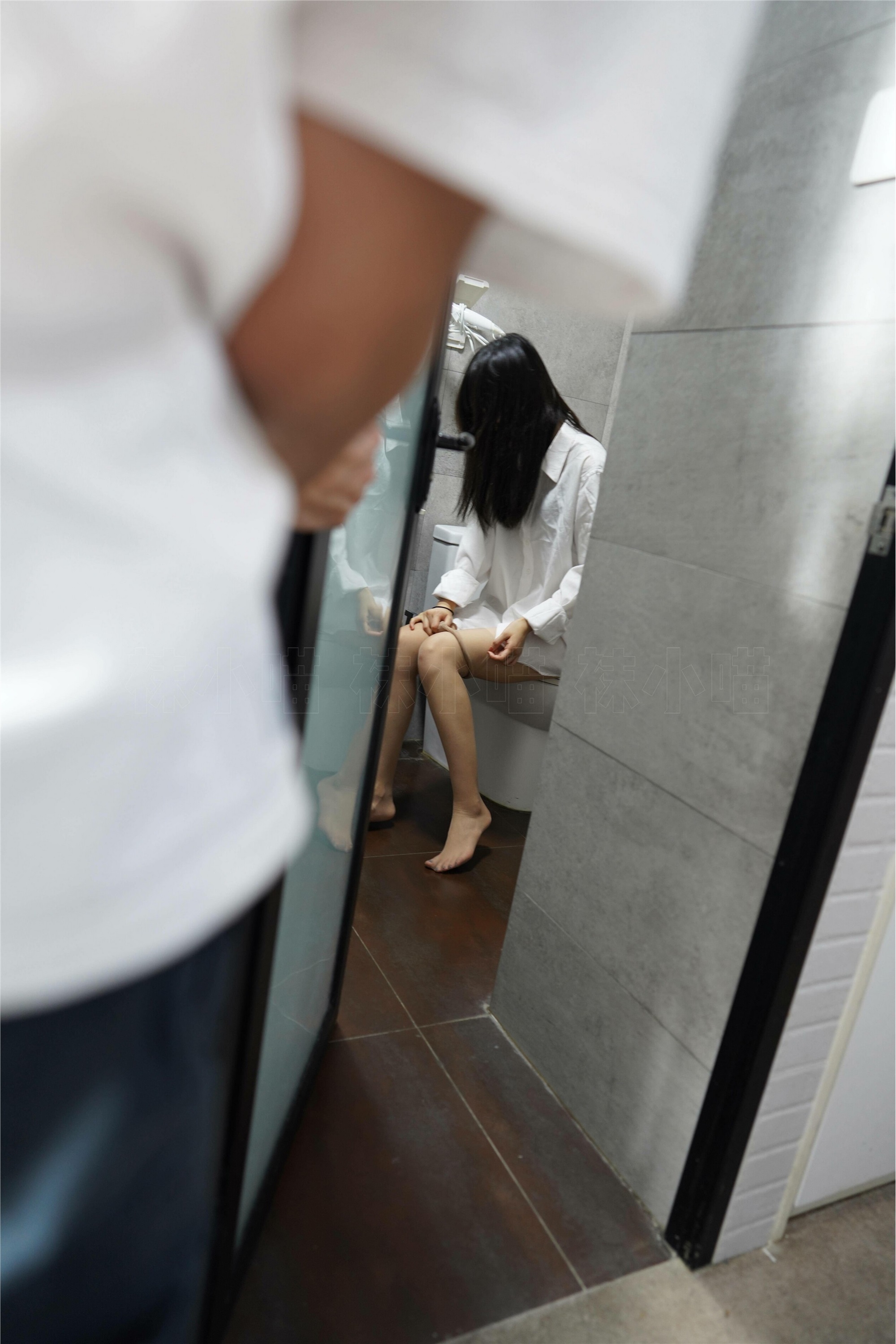 kittyWawa袜小喵  KT248 同事帮我修电视：中